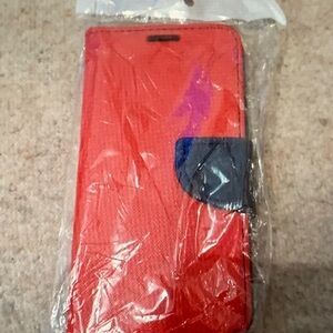 Elegant Red Flip Case for Smartphones